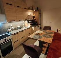 Helle 3 Zimmer Wohnung mit Terrasse, Balkon, Gartenanteil und EBK - Schulzendorf