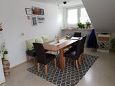 Foto - Helle 3-Zimmer-Dachgeschosswohnung mit Burgblick & Einbauküche
