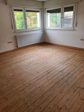 Foto - Haus +2 Hallen für Gewerbe Pferdehaltung... bis 7. Jan