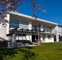 Einfamilienhaus mit Einliegerwohnung: Zwangsversteigerung - Oberriexingen