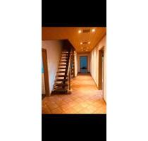 Zweifamilienhaus - 425.000,00&nbsp;EUR Kaufpreis, ca.&nbsp; 230,00&nbsp;m&sup2; in Wiesmoor (PLZ: 26639)