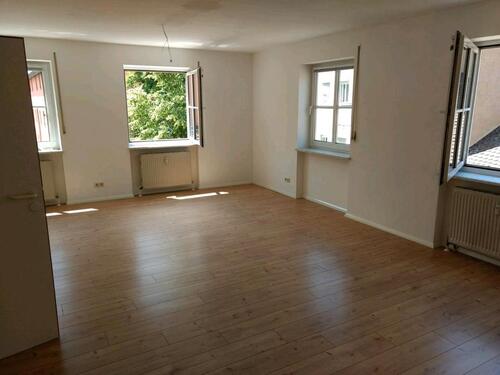 Foto - Helle Wohnung im Zentrum von Vilshofen zu vermieten