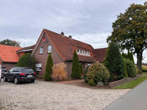 Foto - Helle Obergeschosswohnung mit Balkon und großzügigem Wohnbereich