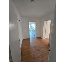 Helle renovierte 3-Zimmer-Wohnung mit Balkon - Leimen