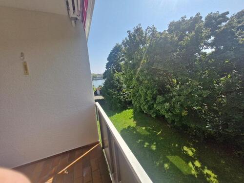 Foto - Charmantes, möbliertes Studioapartment mit Balkon und Seeblick