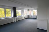 Foto - Großzügige helle renovierte Bürofläche zentrale Lage