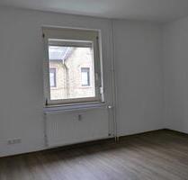 Schöne 2-Zimmer-Wohnung mit Tageslichtbad und Balkon in Hanau zu vermieten