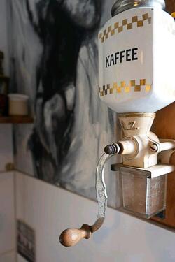 Foto - Sonnige 2 Zimmer Wohnung Charlottenburg Jan + Feb