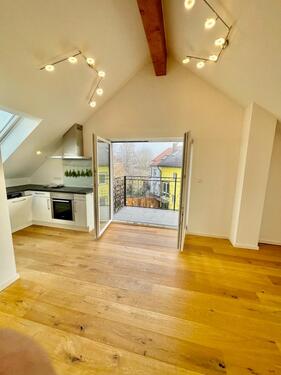 Foto - 2 Zimmer Dachgeschoßwohnung zur Miete in Waiblingen