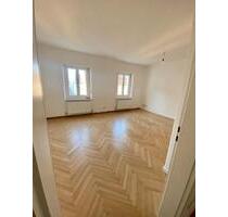 Mit Liebe renovierte 4-Zimmer-Wohnung für PaareFamilien - Amberg