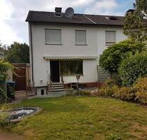 Doppelhaushälfter mit großen Garten kernsaniert - Unna Alte Heide
