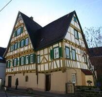 Modernes Wohnen in historischem Haus: 3,5-Zimmer Wohnung mit toll - Stuttgart Luginsland