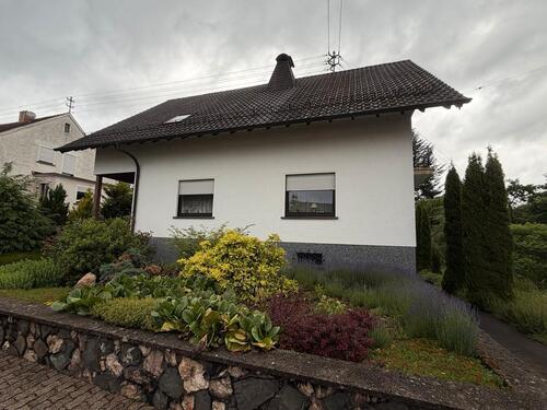 Foto - 7 Zimmer Einfamilienhaus zum Kaufen in Weiskirchen