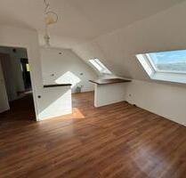 Schöne Dachgeschosswohnung zu vermieten in Kirchen(Sieg) - Betzdorf