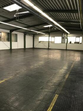 Foto - 860 qm Hallenfläche in D.93333 Neustadt Gewerbegebiet Süd