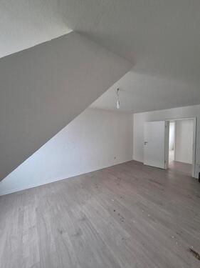 Foto - 3 Zimmer KDB renoviert, ab 1.3.26 zu vermieten