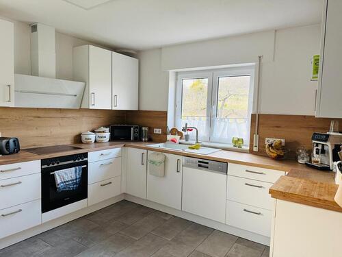 Foto - 3 Zimmerwohnung zur Vermietung - 750,00&nbsp;EUR Kaltmiete, ca.&nbsp; 95,00&nbsp;m&sup2;