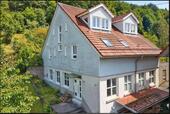 Foto - Besonderes Haus mit großer Hobbywerkstatt Garten