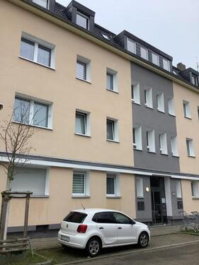 Foto - Klasse 2-Zimmer-Wohnung mit Balkon, komplett renoviert!