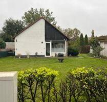 Einfamilienhaus Haus zur Miete - 1.000,00&nbsp;EUR Kaltmiete, ca.&nbsp; 120,00&nbsp;m&sup2; in Elmenhorst/Lichtenhagen (PLZ: 18107)