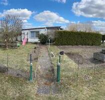 Kleingarten mit massiver Laube im KGV Helsinki (Lütten Klein) - Elmenhorst/Lichtenhagen