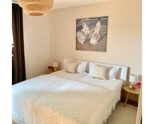 Schöne möblierte See nahe 3-Zimmer-Ferienwohnung auf der Höri - Öhningen