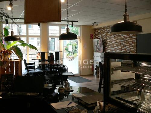 Foto - ***TOP: Saniertes Ladenlokal auf rund 200 QM NfL Bestlage große Schaufensterfront Fussgängerzone***