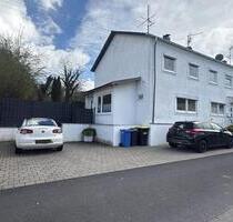 Vermiete Reiheneckhaus mit Garten, Parkplätze und EBK - Tauberbischofsheim