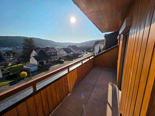 Foto - Wohnen über den Dächern: 2,5 Zimmer mit 2 Balkonen & Fernblick