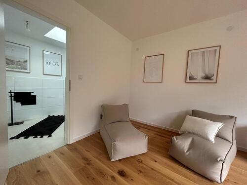 Foto - 10 Zimmer Einfamilienhaus zur Miete in Upgant-Schott