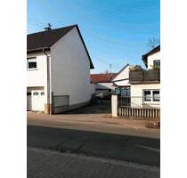 ZWEI FAMILIEN HAUS RENOVIERT - 249.000,00&nbsp;EUR Kaufpreis, ca.&nbsp; 228,00&nbsp;m&sup2; in Hargesheim (PLZ: 55595)