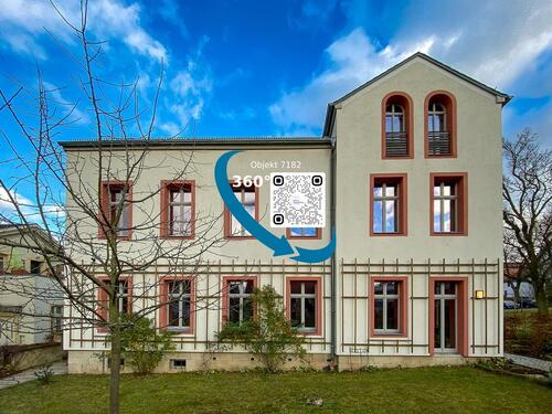Foto - Charmante 4-Raum-Dachgeschosswohnung mit Altbauflair, Einbauküche und Dielenfußboden