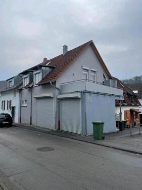 Foto - Eckhaus zu Vermieten - 1.150,00&nbsp;EUR Kaltmiete, ca.&nbsp; 98,00&nbsp;m&sup2;