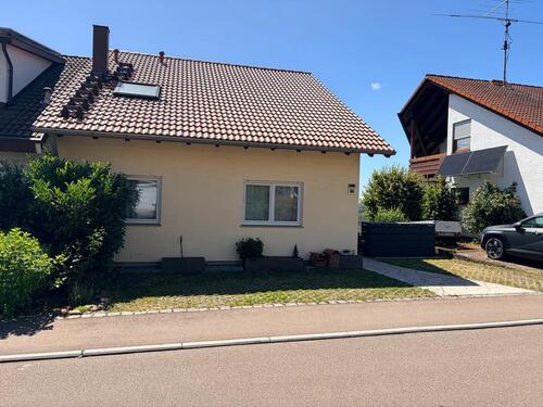 Foto - Charmante Doppelhaushälfte mit Garten in Feldrandlage