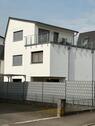 Foto - Freistehendes modernes Einfamilienhaus