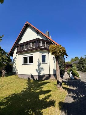 Foto - Ruhig gelegenes Einfamilienhaus mit Garage, Balkon & Terrasse