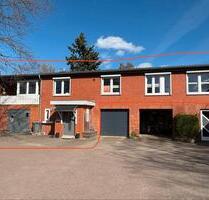 Individuelle Wohnung mit Werkstatt und pflegeleichtem Naturgarten - Kirchgellersen