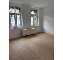 Schöne kernsanierte 2 Zimmer Wohnung in Heerdt - Düsseldorf