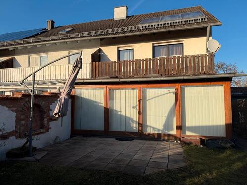 Foto - Großzügiges Reihenendhaus mit 5 Zimmern und viel Potenzial