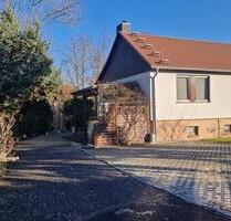 Einfamilienhaus mit großem Gartengrundstück in Frohburg