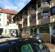 Vermiete zentrumsnahe Wohnung mit kleinen Balkon in Straubing