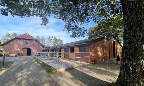 Foto - Reiterhof Reitanlage Pferdehof mehrere Wohneinheiten