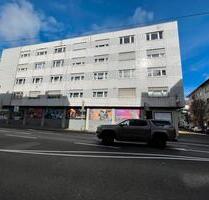 3 Zimmer-Wohnung im 4. OG mit Aufzug - Pforzheim