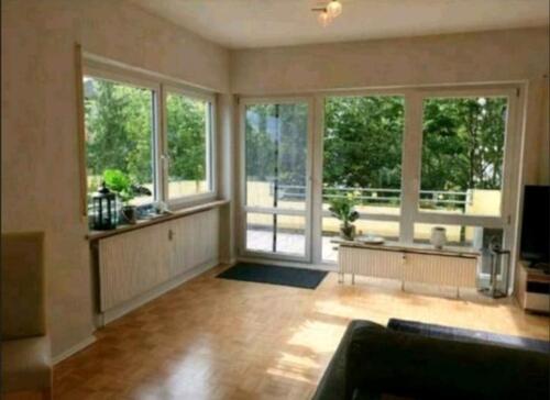 Foto - 2-Z-Penthousew. mit TG-Stpl. und großem Balkon