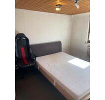 Zimmer zu vermieten - 350,00 EUR Kaltmiete, in Jockgrim (PLZ: 76751)