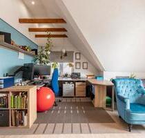 Helle Dachgeschosswohnung zu vermieten - Alfdorf