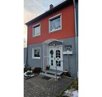 Reihenendhaus inkl. Garage - 450.000,00&nbsp;EUR Kaufpreis, ca.&nbsp; 170,00&nbsp;m&sup2; in Bayreuth (PLZ: 95448) Bernecker Straße / Insel / Riedelsberg