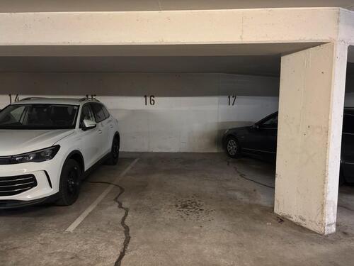 Foto - Tiefgaragenstellplatz in Heilbronn-Horkheim zu vermieten