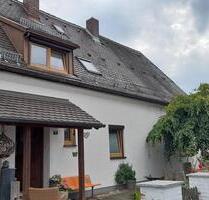 Doppelhaushälfte mit Garage, Garten in ruhiger Lage - Neufahrn in Niederbayern
