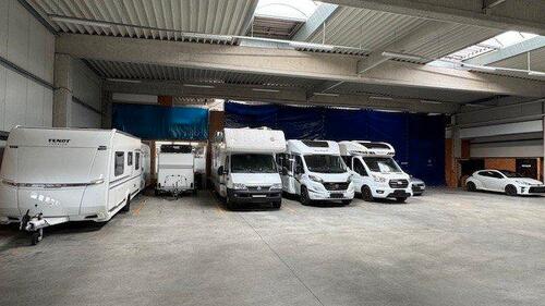 Foto - Stellplätze für Wohnmobilie Wohnwagen